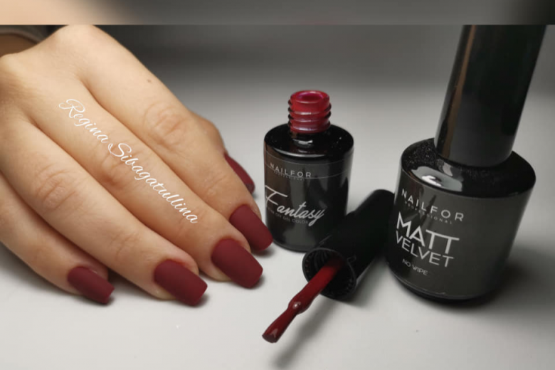 Matte Nails: le idee nail art di Natale